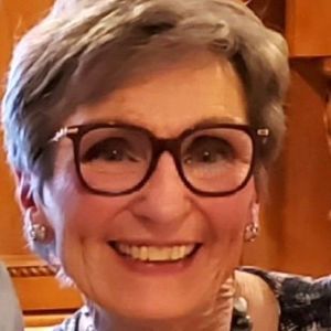 Meet your Posher, Nina